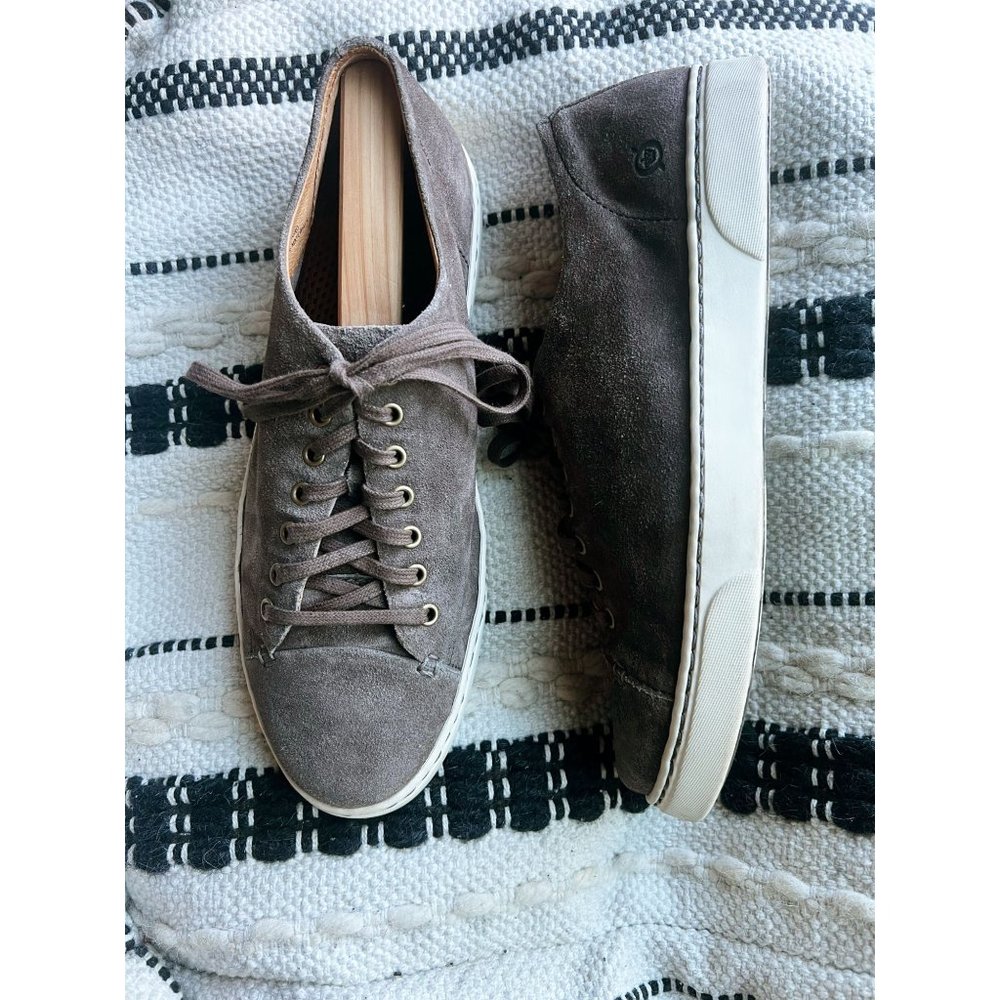 BORN Allegheny Suede Lace Up Low Top Casual Sneakers Sz 9.5 Taupe